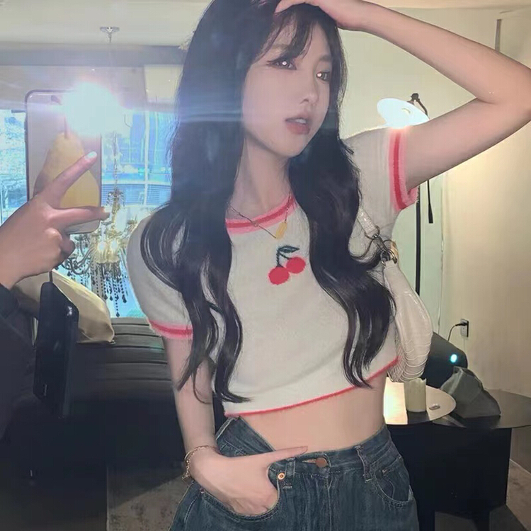 New in early summer! [I do do] Korean versatile fashion cherry ice silk short sleeve T-shirt 8125# cqw