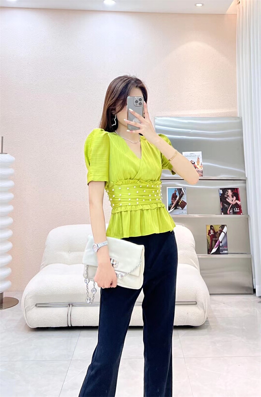 goods in stock! New in early summer! [sheen] simple V-neck solid small shirt z308# JJ