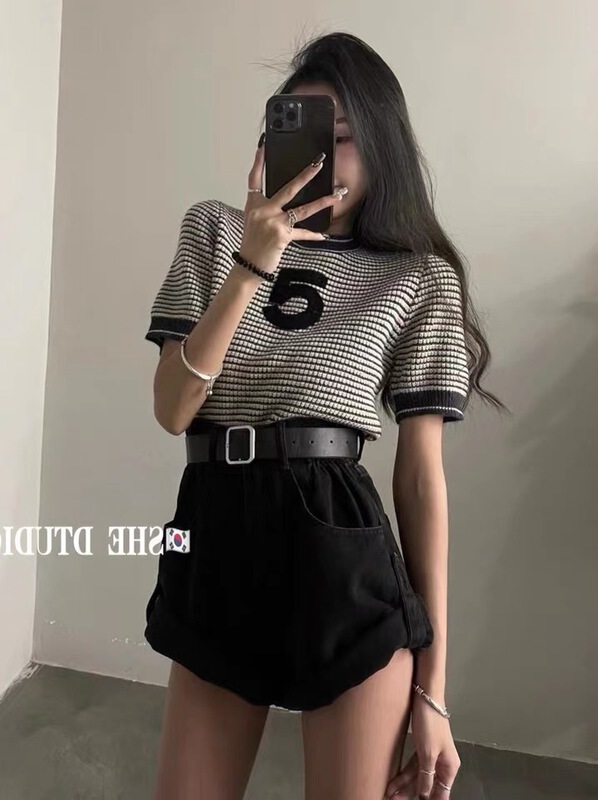 [c.h.z] Korean stripe digital short sweater 007789# WTT