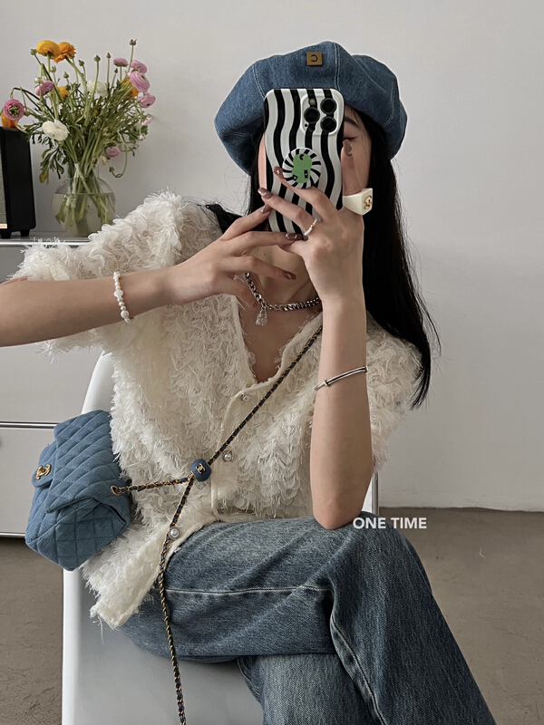 goods in stock! [one time] French Style Bubble Sleeve V-neck button up blouse 29310# CLS