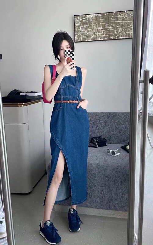 New year in early spring! [u say] Korean split high waist, thin and leaky shoulder denim strap skirt (with belt) 65072# LSL