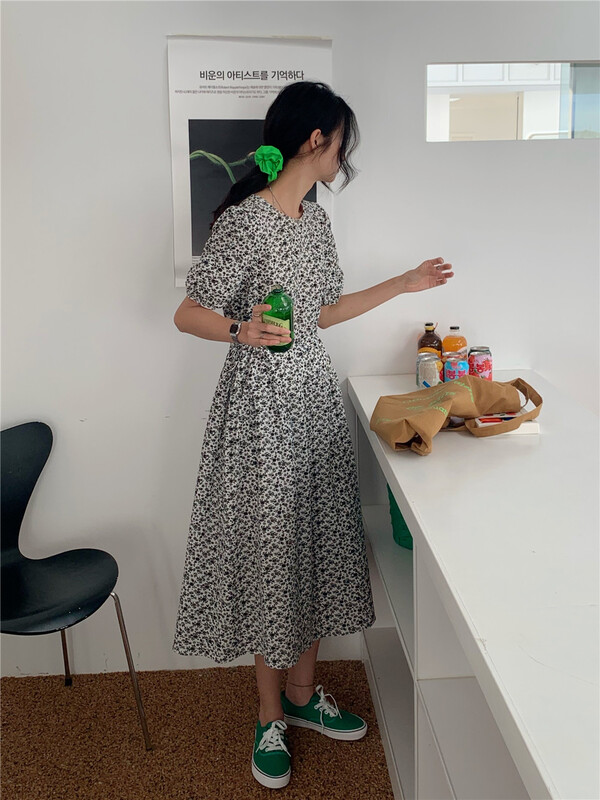 New in early summer! [lini] Korean round neck versatile bubble sleeve dress s033# zxx