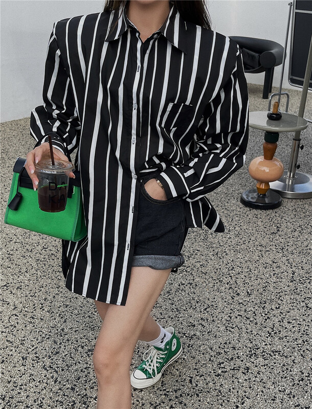 New year in early spring! [wut / N Cola] Korean stripe single breasted shirt 11001# LSL