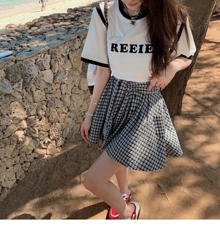 New year in early spring! [jun.t] letter contrast short sleeved T-shirt T + sports loose plaid skirt set 5693# PCZ