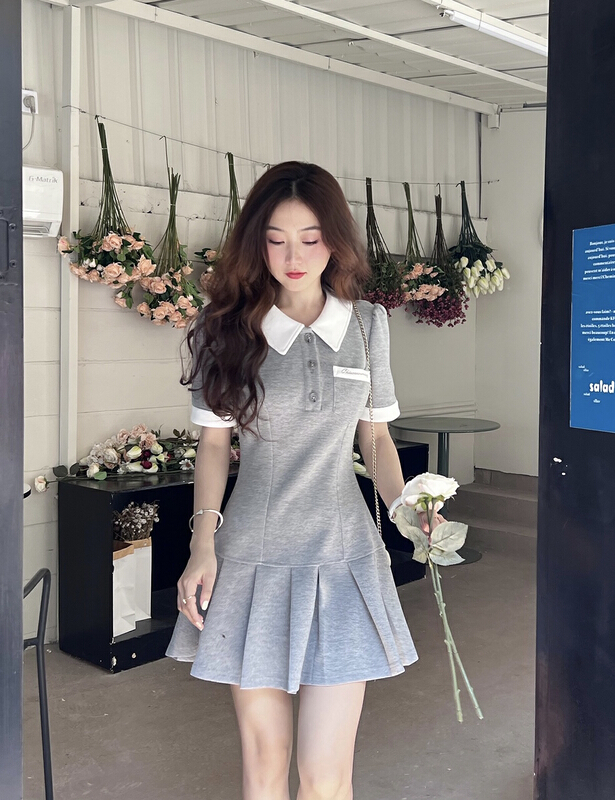 [JH] Xiaoxiang contrast color lantern sleeve Pleated Dress (with bow tie) 41529# PCZ