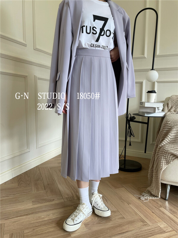 The new version is in early spring! [g · n] Korean style simple pleated skirt 18050# hjy
