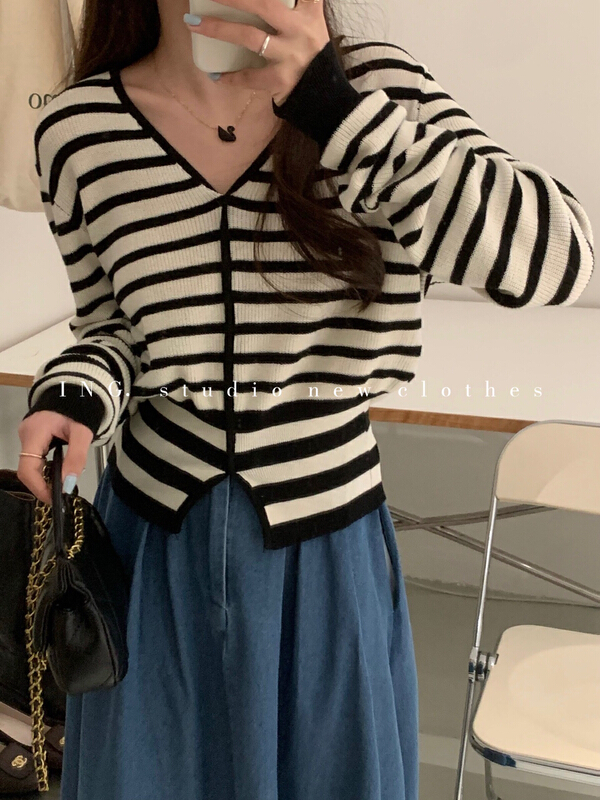 New year in early spring! [ing] comfortable, versatile, slim V-neck striped sweater w2739-1# ZSY