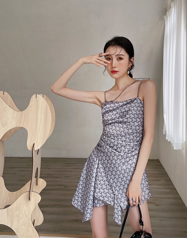 New in early summer! [AC] printed irregular chain sling dress 6702# JJ