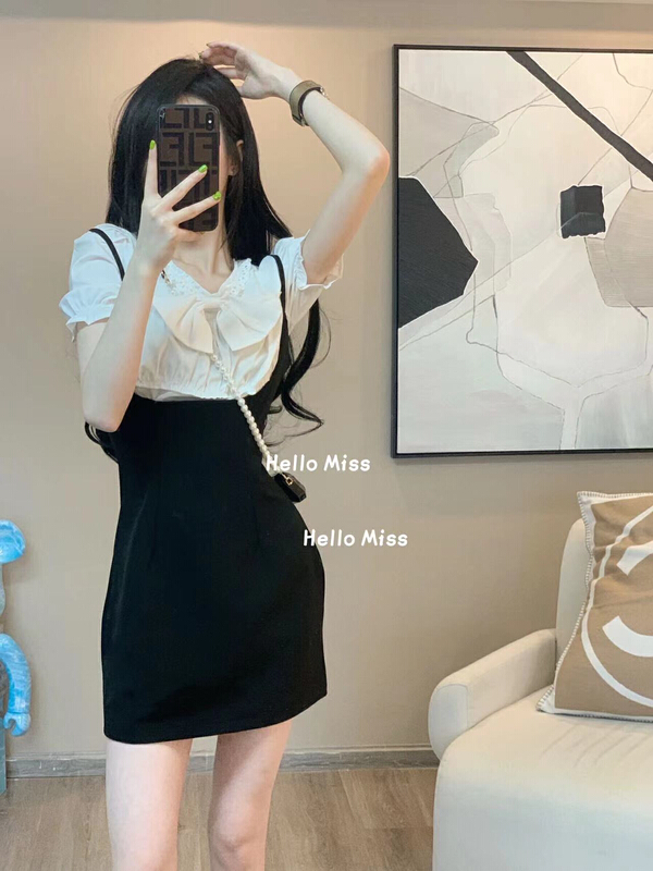 New in early summer! [Hello Miss] bowknot lady age reducing blouse + suspender Dress Set (bowknot cannot be removed) 2206# PCZ