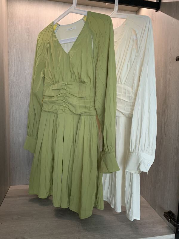 New year in early spring! [going] solid color wavy V-neck dress 1361# lwy
