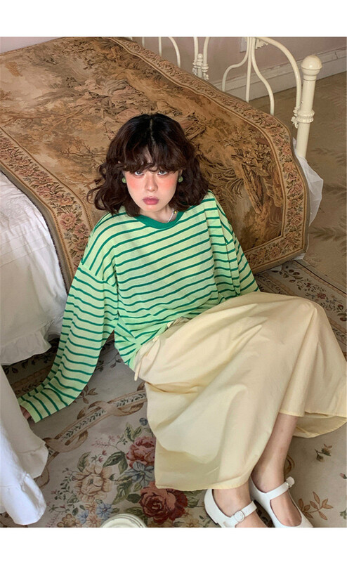 [VI +] striped round neck loose and thin sunscreen shirt ys1-3139# LSW
