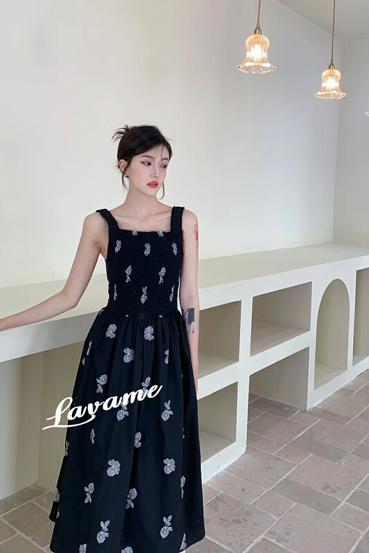 New in early summer! [lavame] Korean embroidered vest dress 7756# zxx