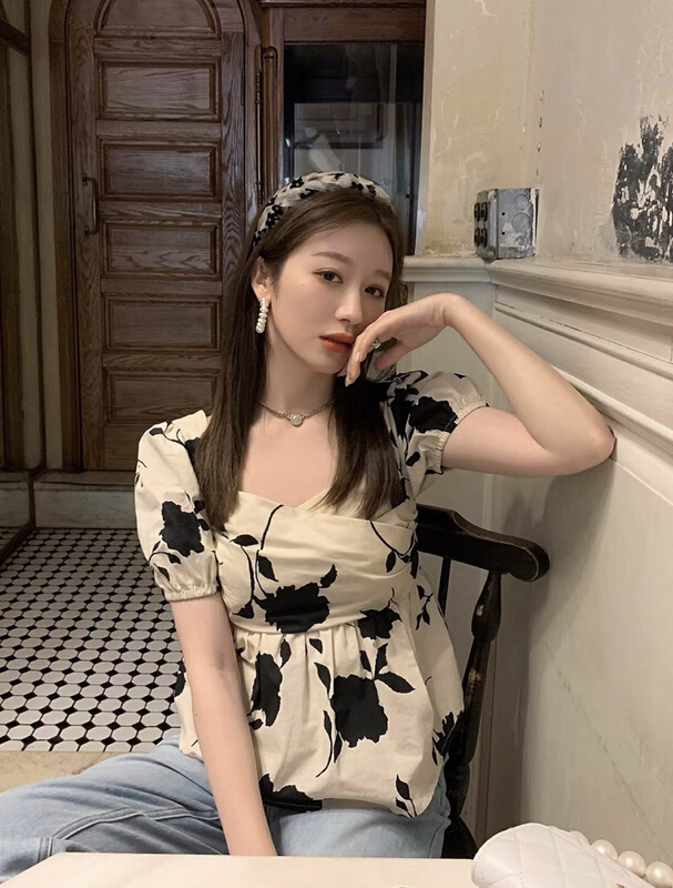 [smile baby] French retro cross V-neck bubble sleeve A-line floral shirt b3106# WPL