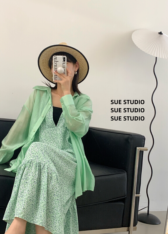 [Sue studio] V-neck bandage floral suspender skirt (skirt only) 22255# zjy