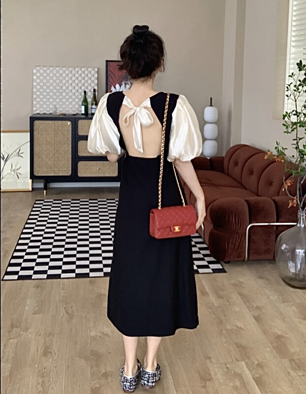 [y.jia Yijia] French color contrast stitched bubble sleeve backless dress (only dresses) 5667# PCZ