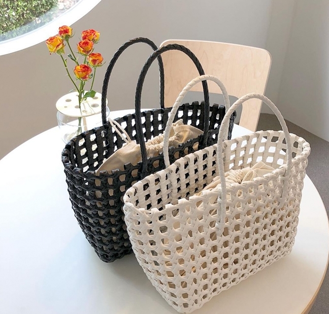 [9:00pm] cabbage hollowed out large capacity handbag (with inner bag) 3200# LSL