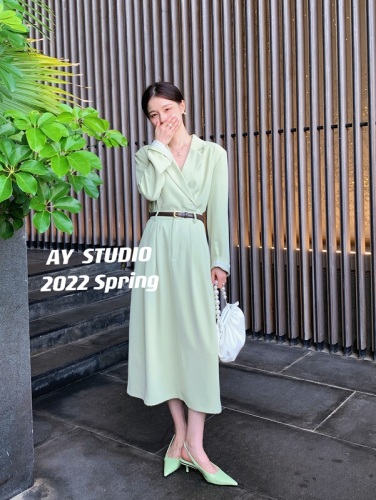 goods in stock! New year in early spring!  Korean long sleeved small suit jacket + temperament medium and long skirt suit (only suit) 66681 suit # zxx