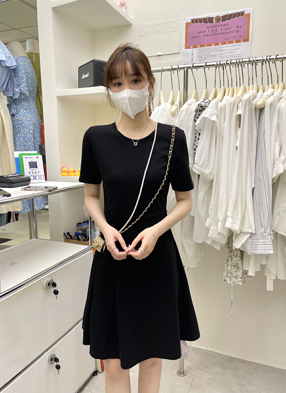 New in early summer! [uone] simple, elegant and fashionable Korean dress (excluding matching) 98553# LSL