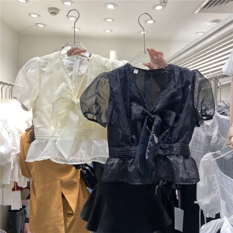 New in early summer! [Heartbeat] temperament lace up short sleeved shirt 3020# L