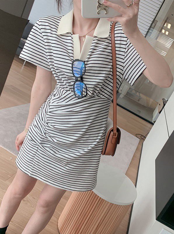 New year in early spring! [wgwe] narrow waist and thin temperament thin polo collar stripe dress 1079# PCZ