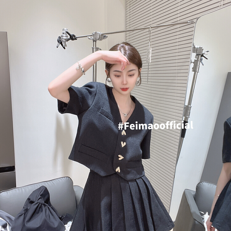 goods in stock! New in early summer! [Feimao Philippine cat] short sleeve button coat + high waist slim skirt suit ym-7376# LSL