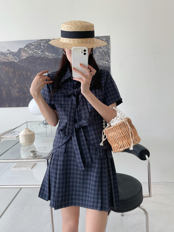 New in early summer! [JH] net red small fragrance bow with hollow back top ➕ Plaid versatile skirt suit 41273# PCZ