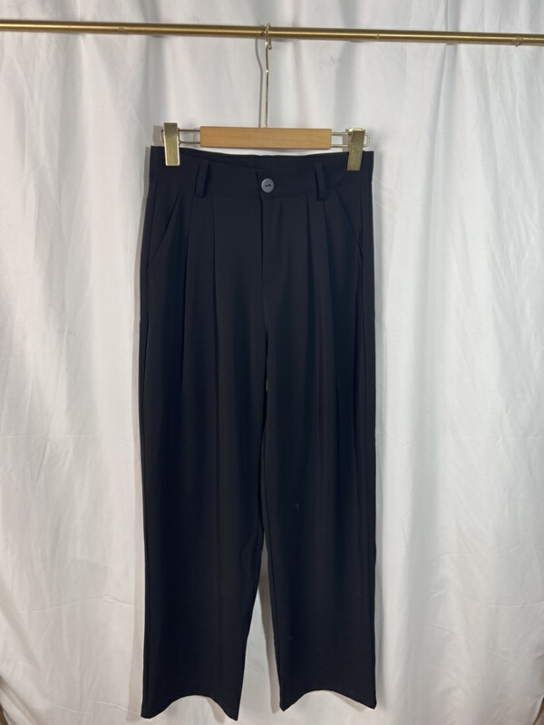 New in early summer! [Yi show shop] simple, small and slim casual pants 1067# Cl