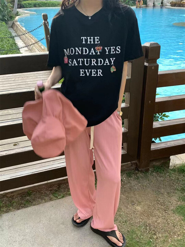 New in early summer! [free Valley] round neck lettered printed Korean Short Sleeved T-shirt (decoration cannot be removed) 4690# LSW
