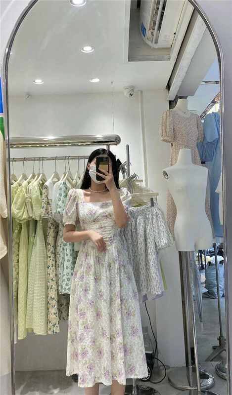 [vanroi Fanluo clothes] Korean floral square neck waist closing dress 81061# hjy