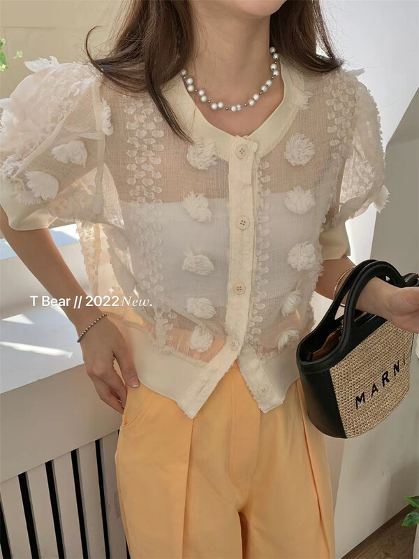 goods in stock! [t.bear] Korean versatile three-dimensional floret short shirt 28588# zxx