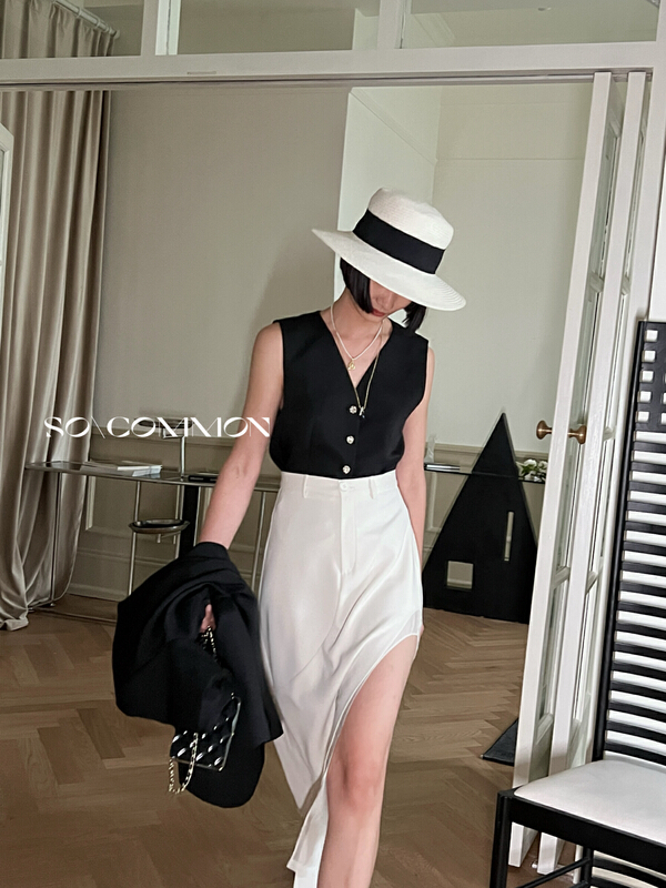The original price is 95.88! New in early summer! [so common] Korean version of simple and versatile vest 62266-1# XYJ