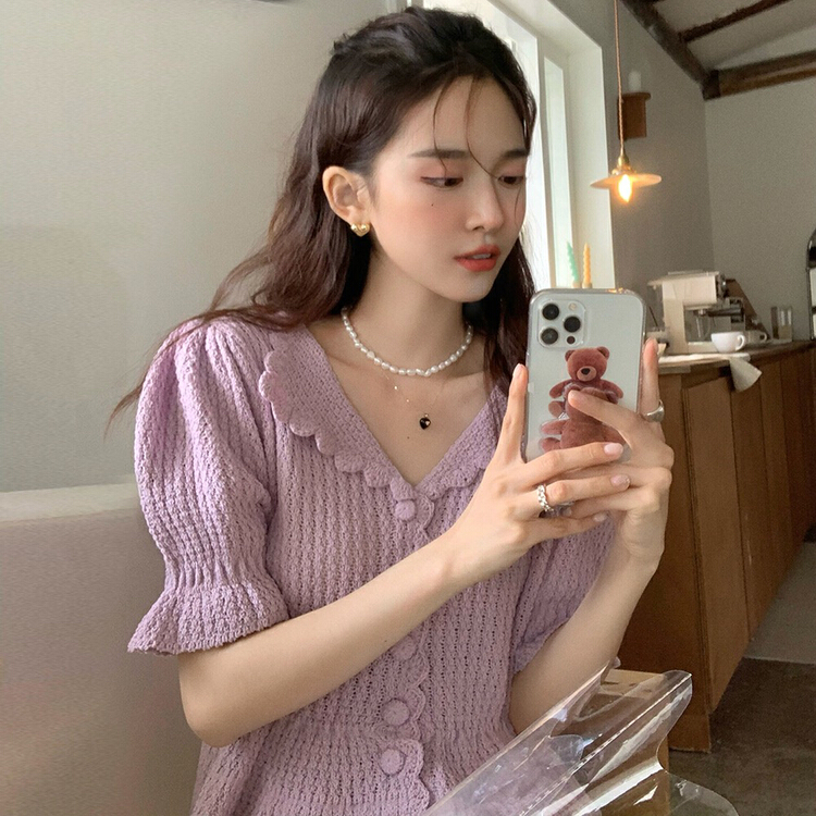 goods in stock! New year in early spring! [timely rain] Han Feng ins oni romantic temperament gentle sweater c112# WPL