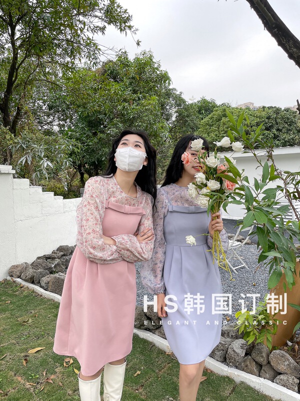 New year in early spring! [HS Korean custom] sweet floral blouse + suspender solid color dress Korean little woman suit 65096# hjy