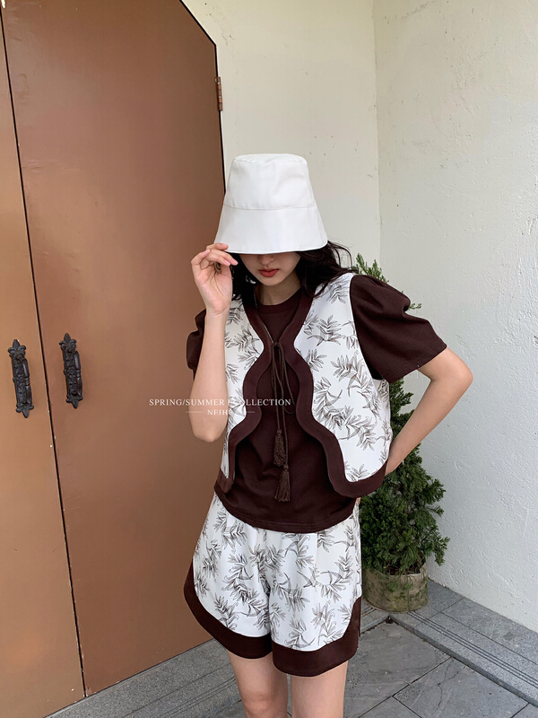 goods in stock! New year in early spring! [neihe] printed lace up short vest 22100# zxx