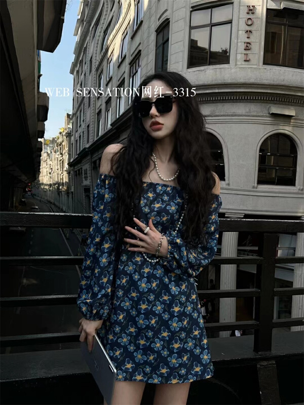 goods in stock! New in early summer! [web sensing] one shoulder floral fashion shirt a926# ozq