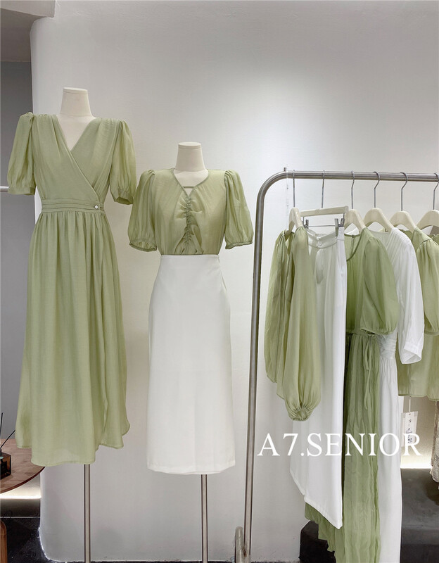 goods in stock! New in early summer! [fantasy title] French V-neck Tencel dress t22x016# XJ