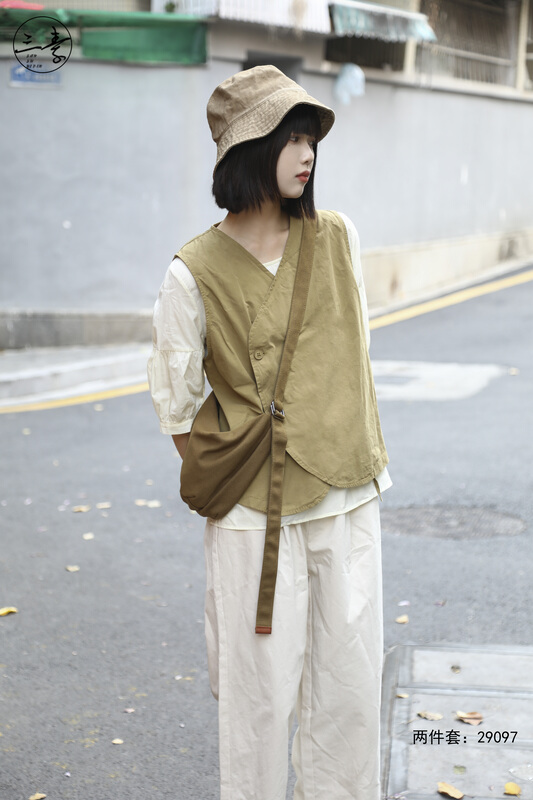 goods in stock! New in early summer! [original three element clothes] simple temperament Vest + single breasted casual shirt set 29097# XYJ