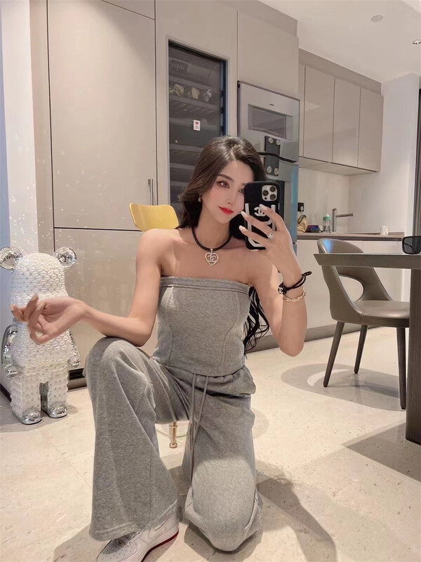 New in early summer! [nm. Girl] simple solid color versatile bra + loose and versatile comfortable casual pants set 19990# JJ