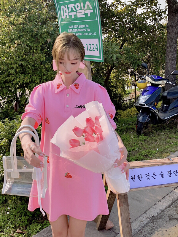 goods in stock! New in early summer! [love] loose embroidered strawberry sweet dress 875# WTT