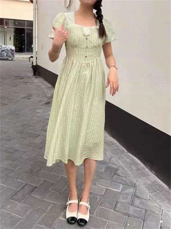New in early summer! [Xiangli] Korean solid color Pleated Dress (flowers cannot be removed) 8839# PCZ