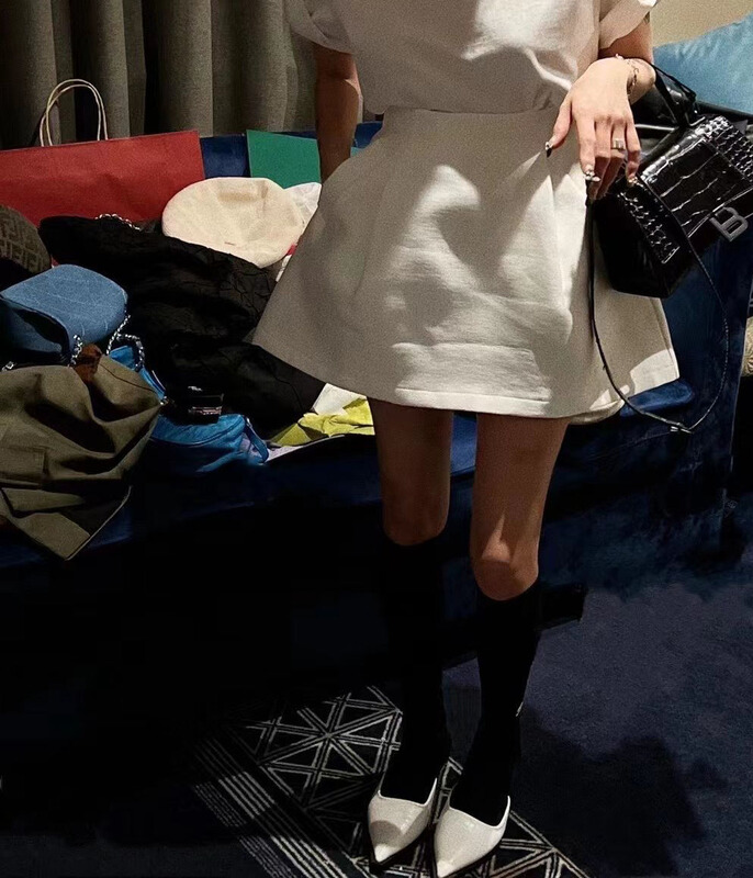 [buyer Yan Xuan - God of wealth] Korean version solid color slim skirt 1103# Cl