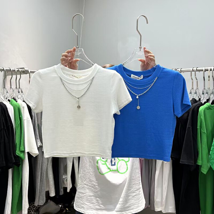 New year in early spring! [barley] niche design, versatile casual classic bottoming shirt (with necklace) 6062# hjy