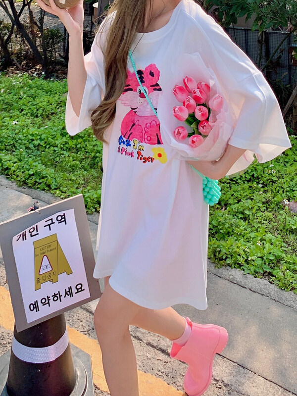 New in early summer! [love] cartoon print age reducing short sleeve T-shirt 872# WTT