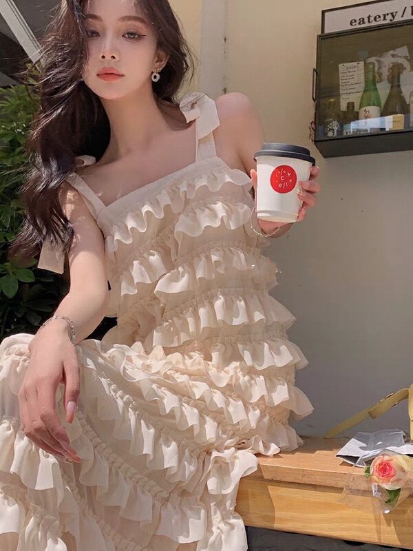 [Kiki studio] small fresh fungus side cake strap skirt 5856# hjy