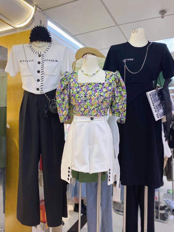 New in early summer! [Mumu sea] Korean version of versatile square neck floral blouse 2156# zxl