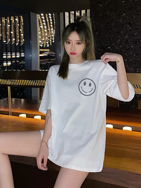 New in early summer! [three thousand gold] simple casual smiling face nail bead design, loose short sleeve T-shirt 1196# ll