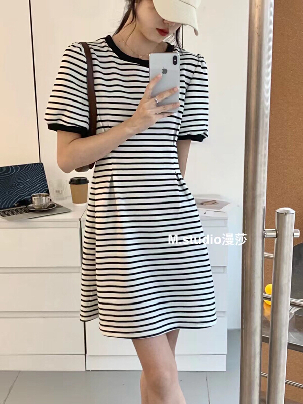 [MSTUDIO MANSA] Korean stripe waist closing bubble sleeve dress 017# ll