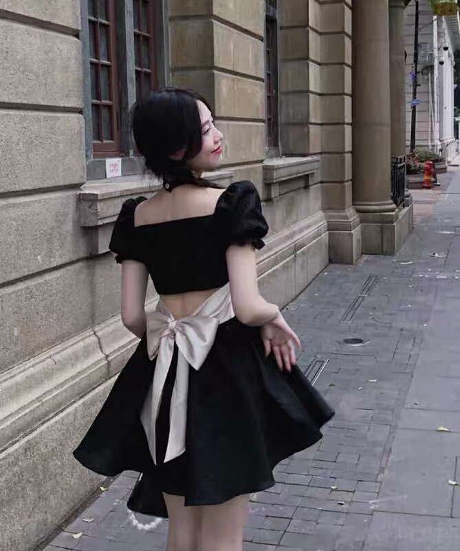 New in early summer! [Yingying new clothes] square neckline design feeling back bow dress (with BIB) 7327# Cl