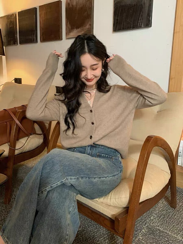 goods in stock! New year in early spring! [centre] Vintage V-neck women's loose and lazy knitted cardigan 5900# JJ