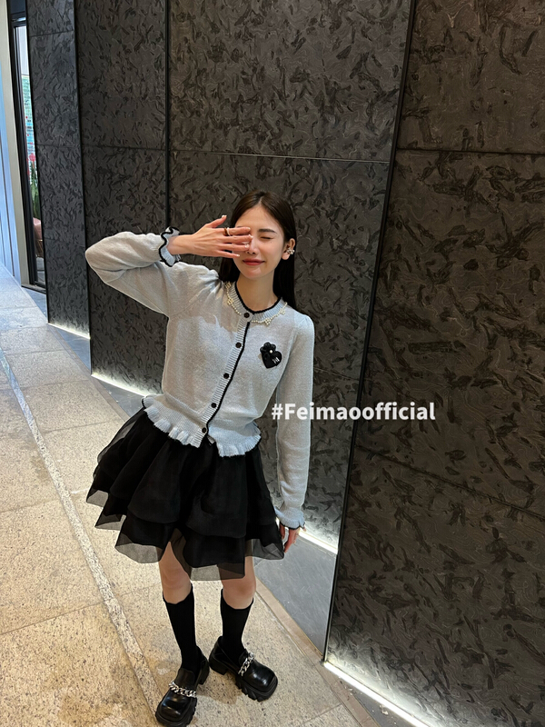 goods in stock! New year in early spring! [Feimao Philippine cat] Korean version of simple and versatile warm sweater ym-13670# LSL